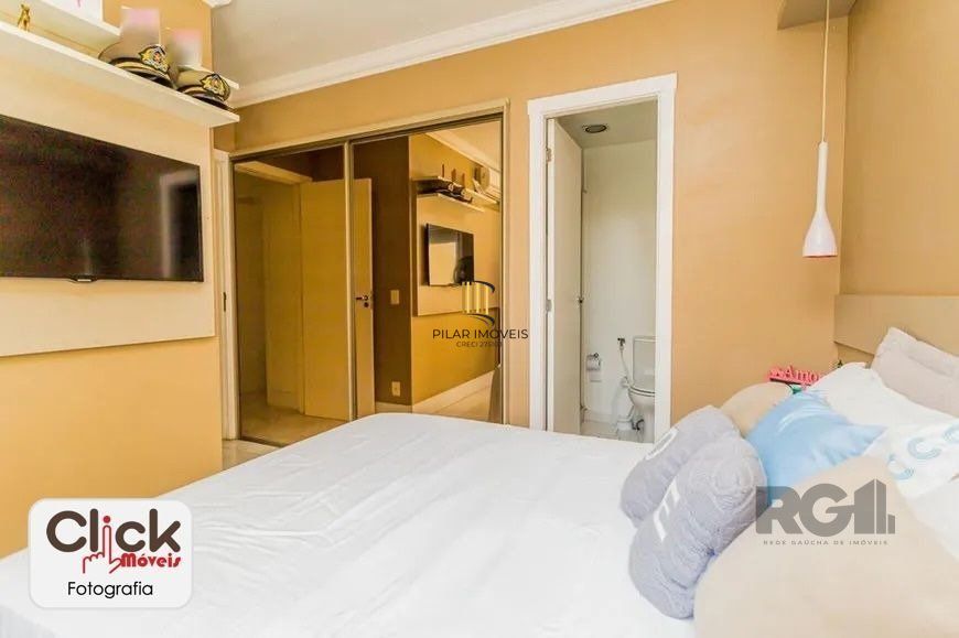 Apartamento 3 dormitórios, sendo 1 suíte, 66 m² de área privativa e 1 vaga(s) de garagem. Localizado na Rua/Av. Dom Claudio Jose Goncalves Ponce De Leao, no bairro Vila Ipiranga em Porto Alegre.