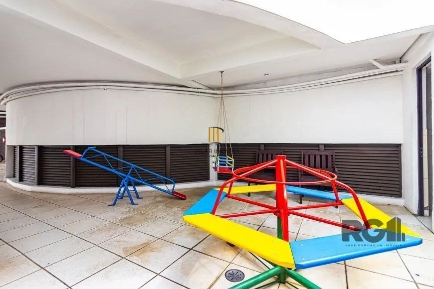 cobertura horizontal 2 dormitórios (2 suítes) 147 m² de área privativa e 2 vagas