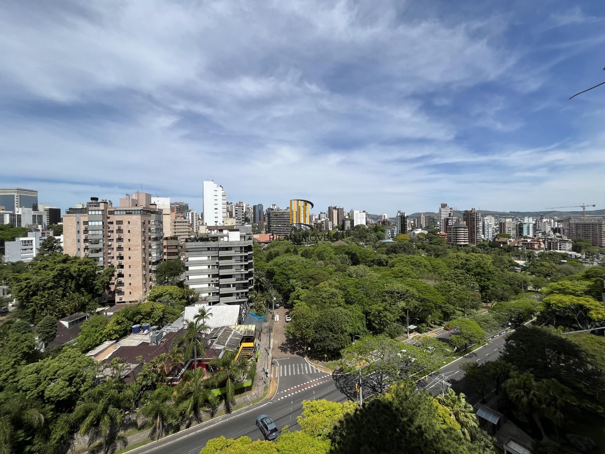 Apartamento de 3 quartos, suíte, dependência de empregada e 2 vagas Bela Vista