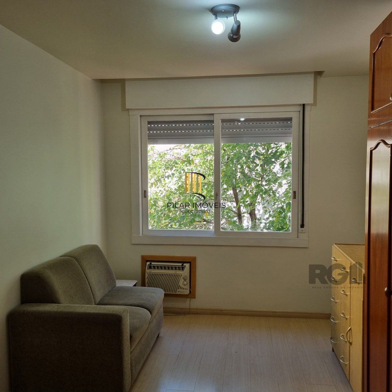 Apartamento de um quarto no bairro Santana em Porto Alegre.