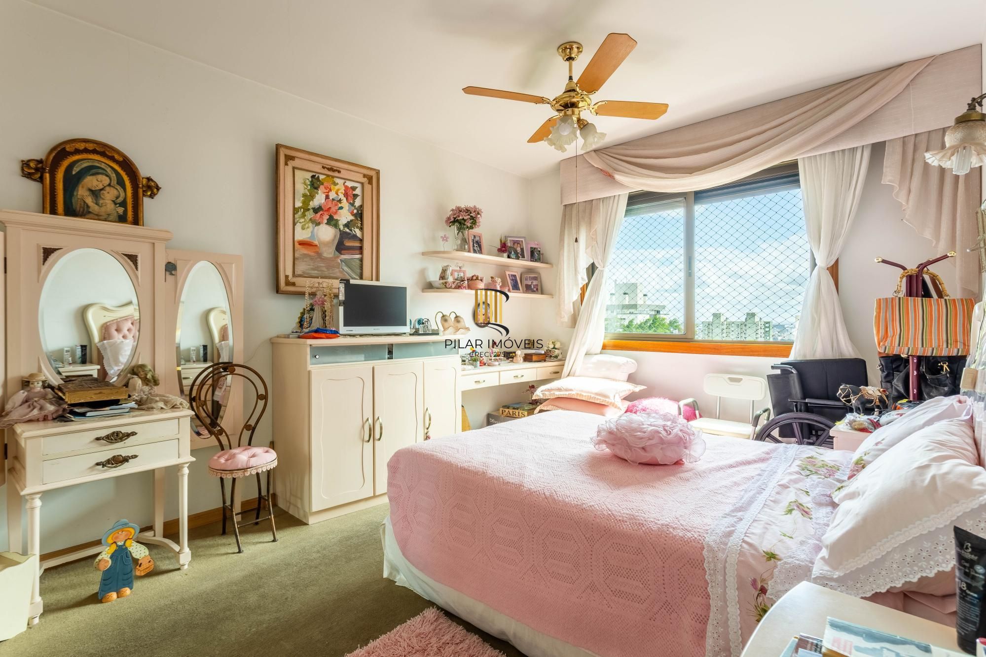 Apartamento 3 quartos 2 vagas de garagem bairro Petrópolis em Porto Alegre