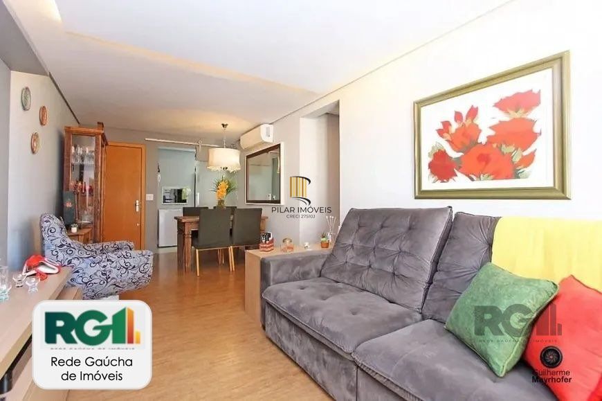 Apartamento 3 dormitórios, sendo 1 suíte, 89,87 m² de área privativa e 2 vaga(s) de garagem. Localizado na Rua/Av. Andarai, no bairro Boa Vista em Porto Alegre.
