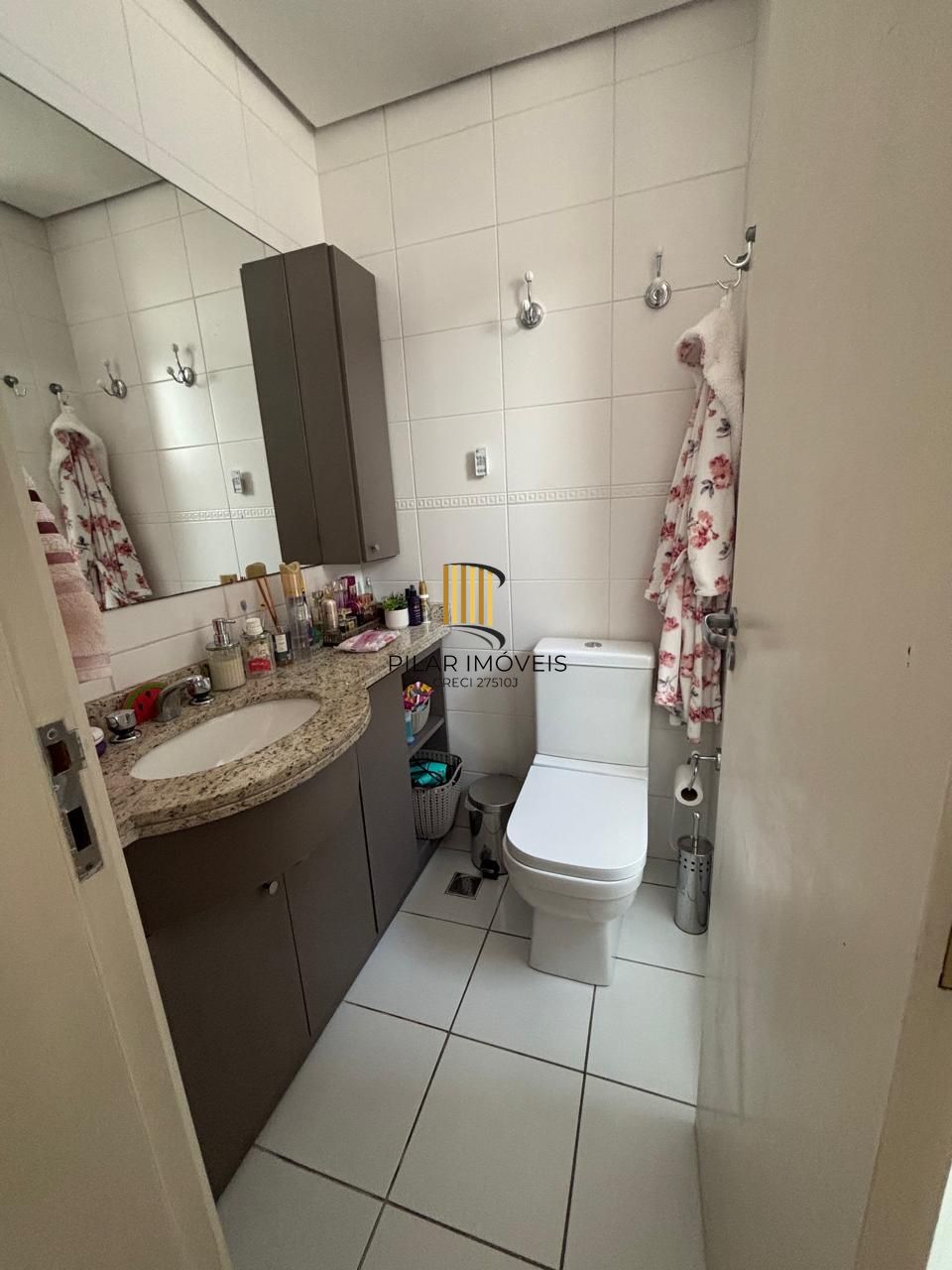 Apartamento de 3 quartos, suíte e 1 vaga de garagem no bairro Santo Antônio POA