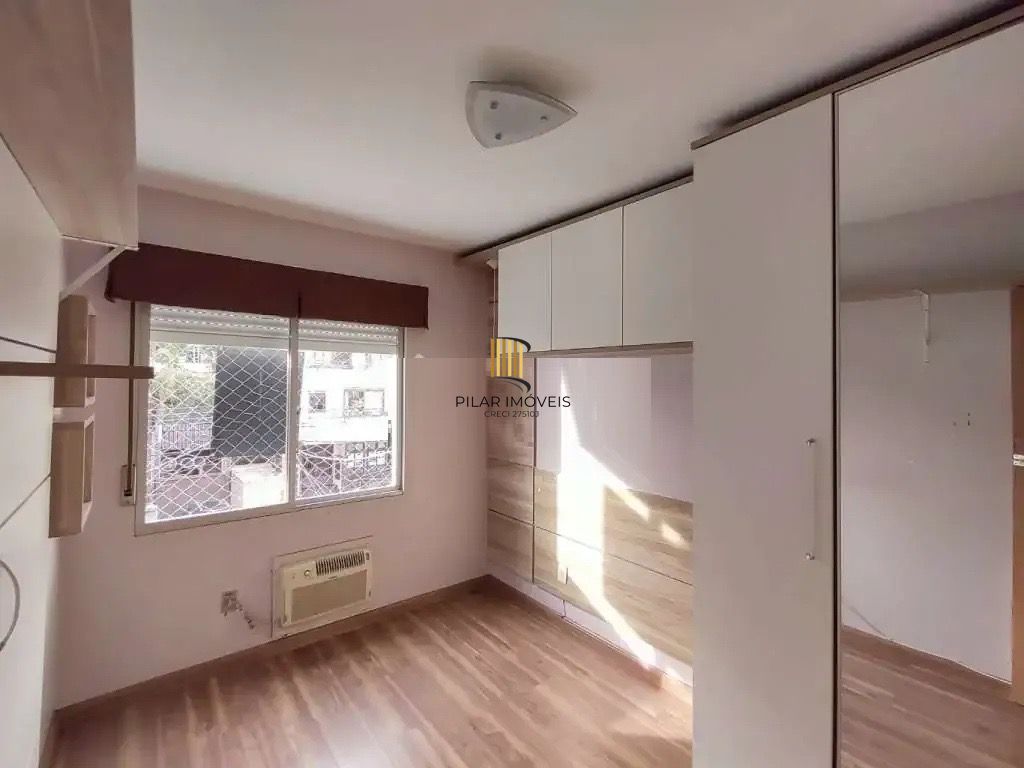 Apartamento de dois quartos no bairro Rio Branco em Porto Alegre