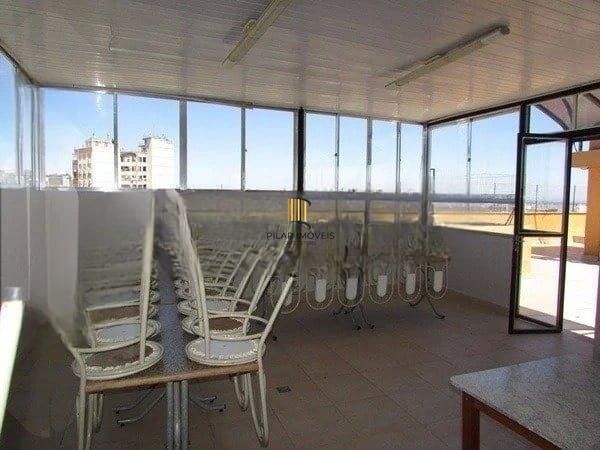 Apartamento de 2 quartos no bairro São Geraldo em Porto Alegre