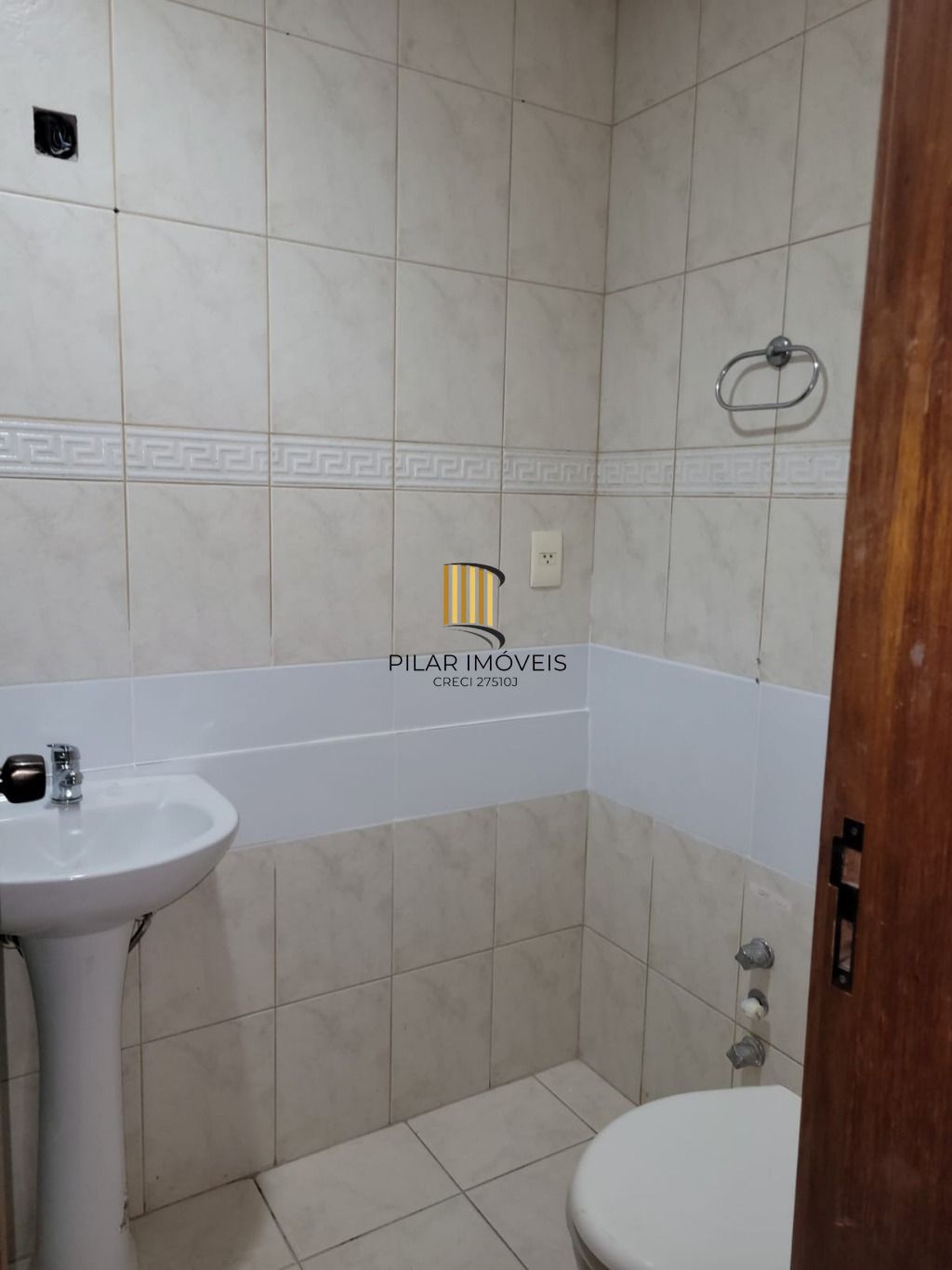 Apartamento de 3 quartos, suíte e 2 vagas de garagem no bairro Petrópolis em POA
