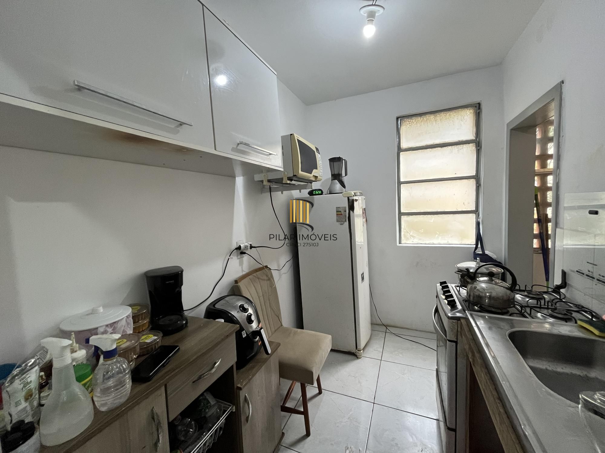 Apartamento de três dormitórios com vaga no Conjunto Residencial Roque Calage