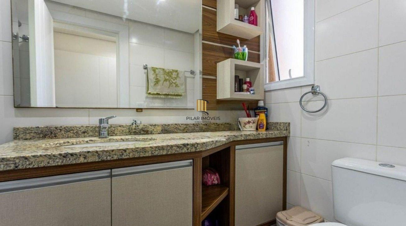 Apartamento de três quartos, suíte e uma vaga de garagem no bairro Santana