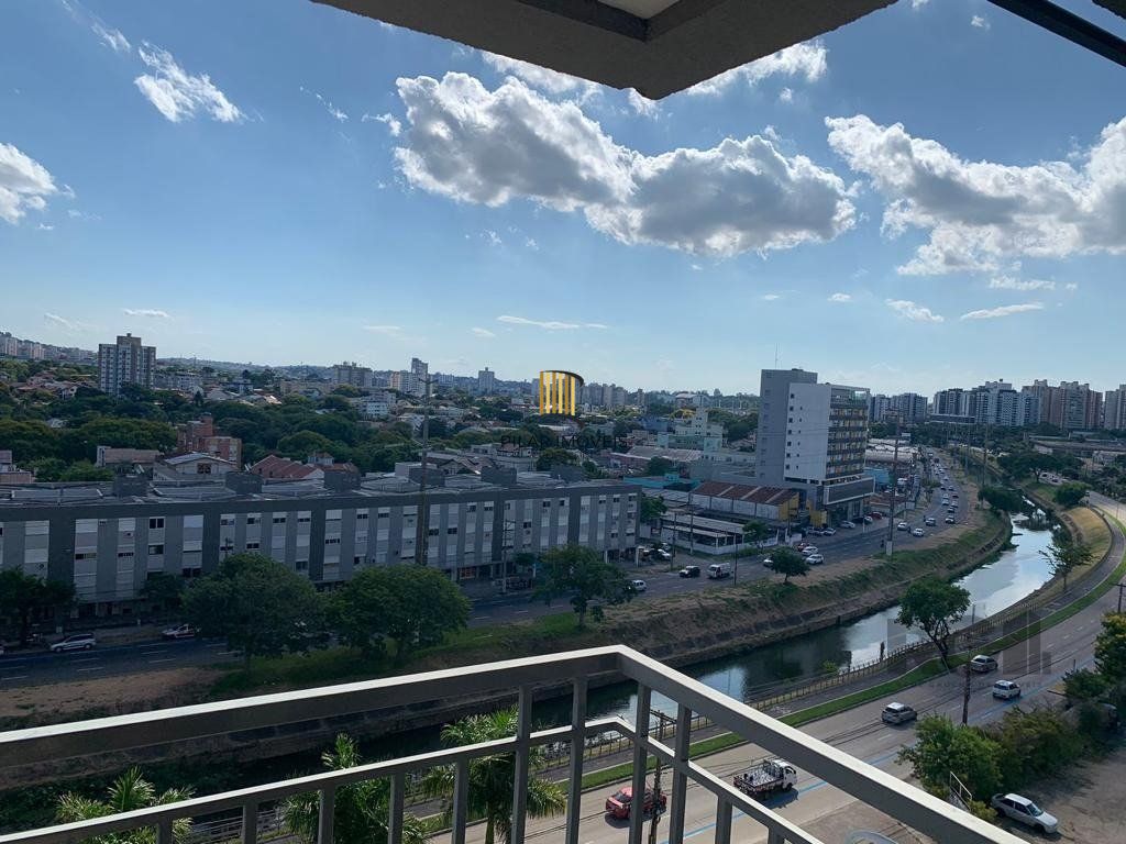 Loft  mobiliado, com 38,69 privativo com 1 box perto da  PUC-RS no bairro Jardim Botânico em Porto Alegre. - Pilar Imóveis