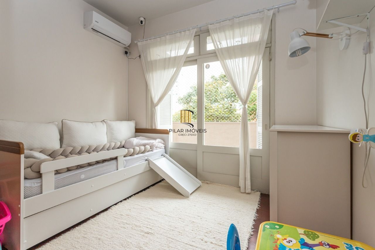 Apartamento de 3 quartos no bairro Santana em Porto Alegre