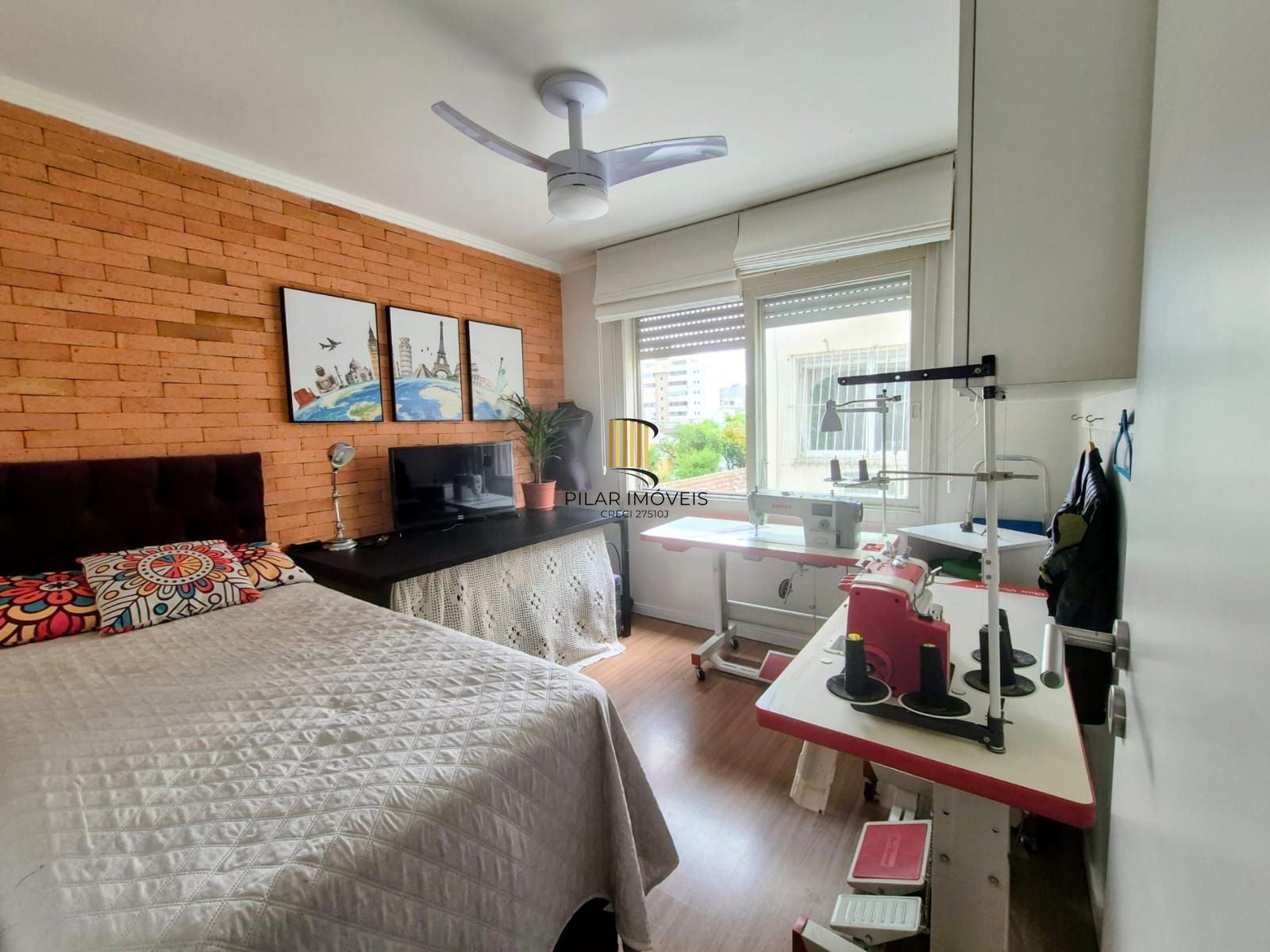 Apartamento de dois dormitórios e uma vaga de garagem no bairro Santana