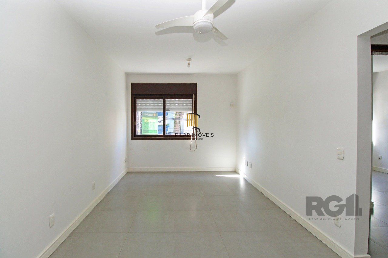Apartamento de 2 dormitórios e 1 vaga de garagem no bairro Santana em Porto Alegre