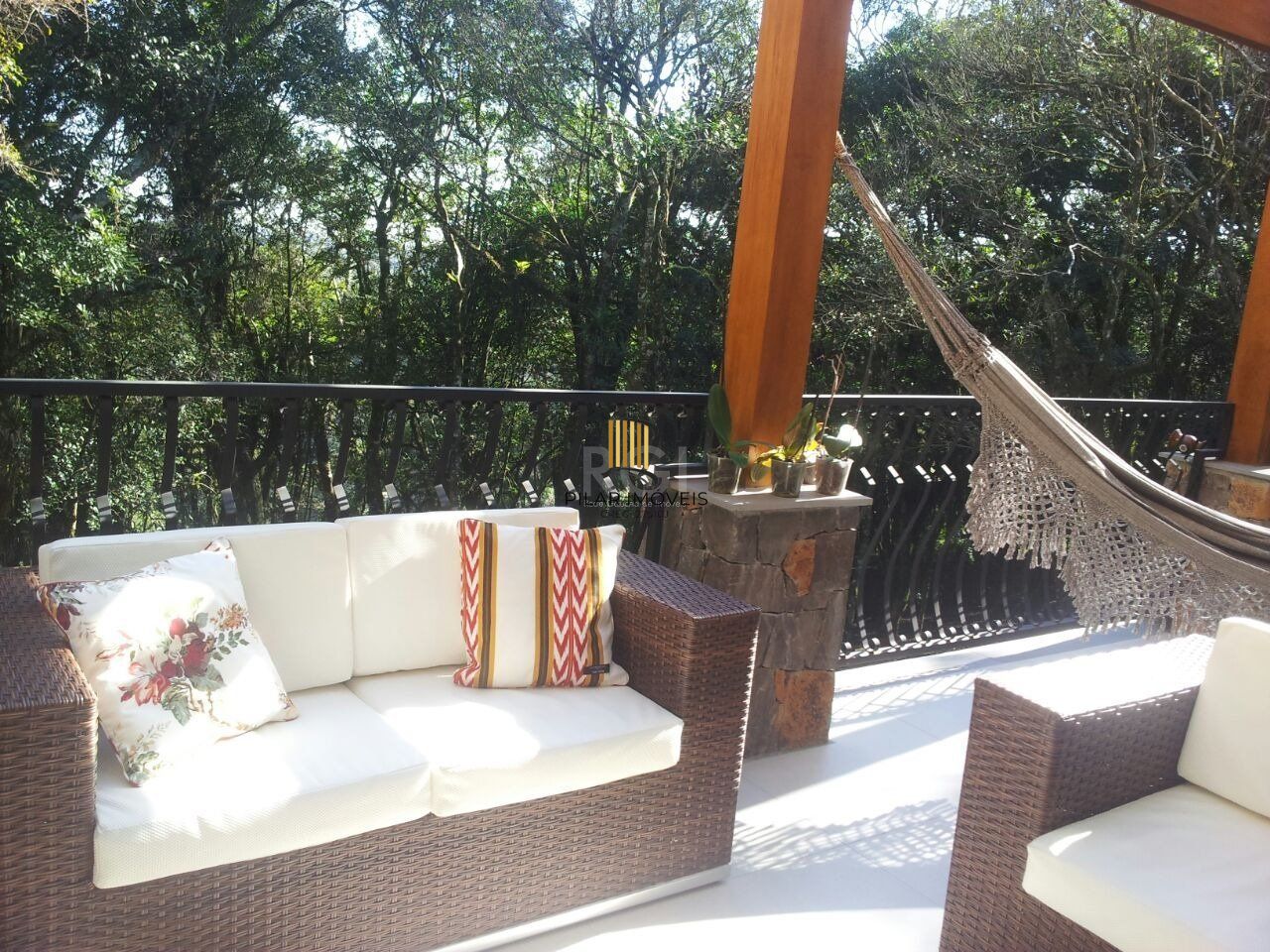 Casa Condominio para Venda - 327.75m², 3 dormitórios, sendo 3 suites, 3 vagas - Floresta