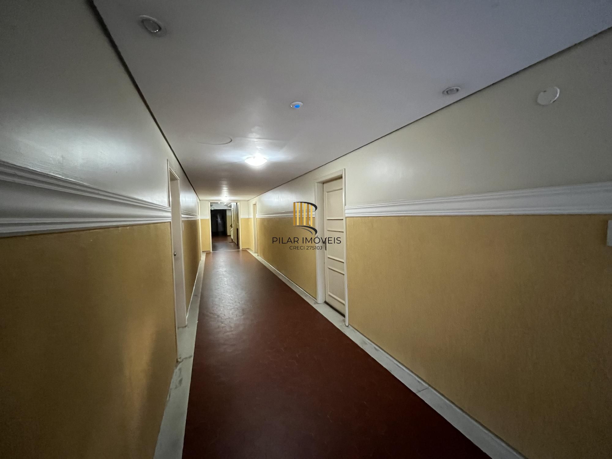 Bernaud - Apartamento de 4 quartos no bairro Menino Deus em Porto Alegre