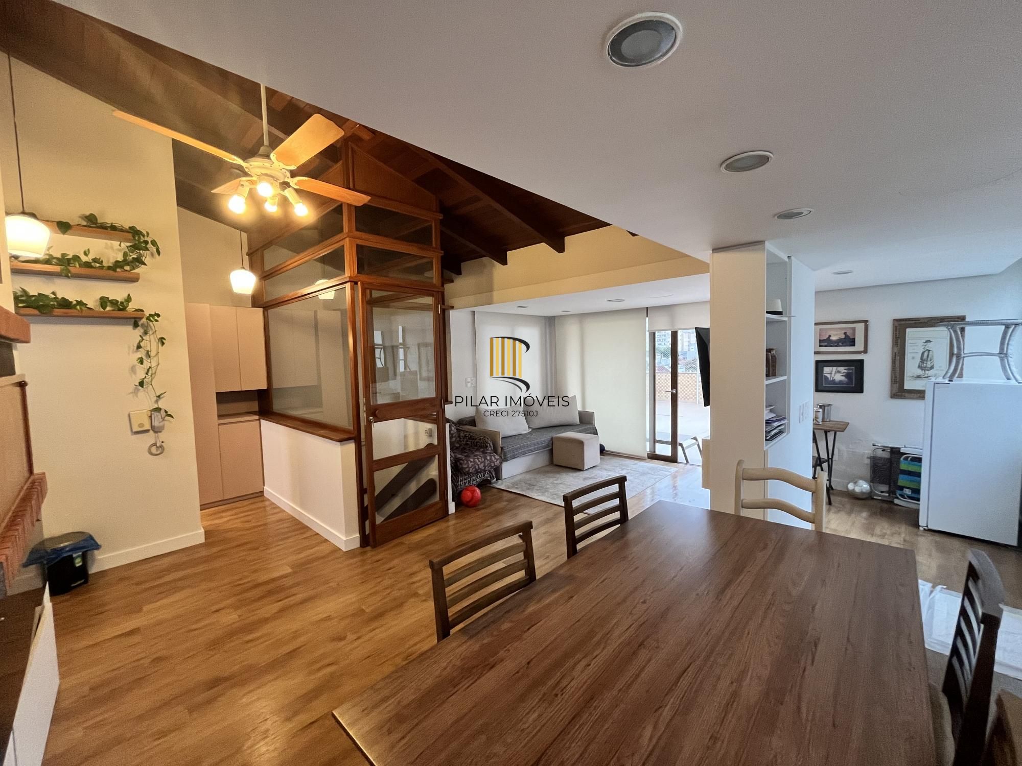 Apartamento de 3 quartos, 2 suítes, 1 americana e 2 vagas no bairro Farroupilha