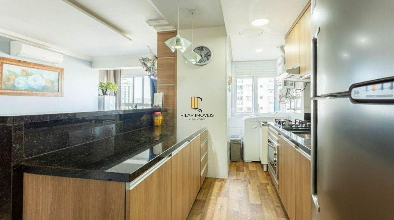 Apartamento de três quartos, suíte e uma vaga de garagem no bairro Santana