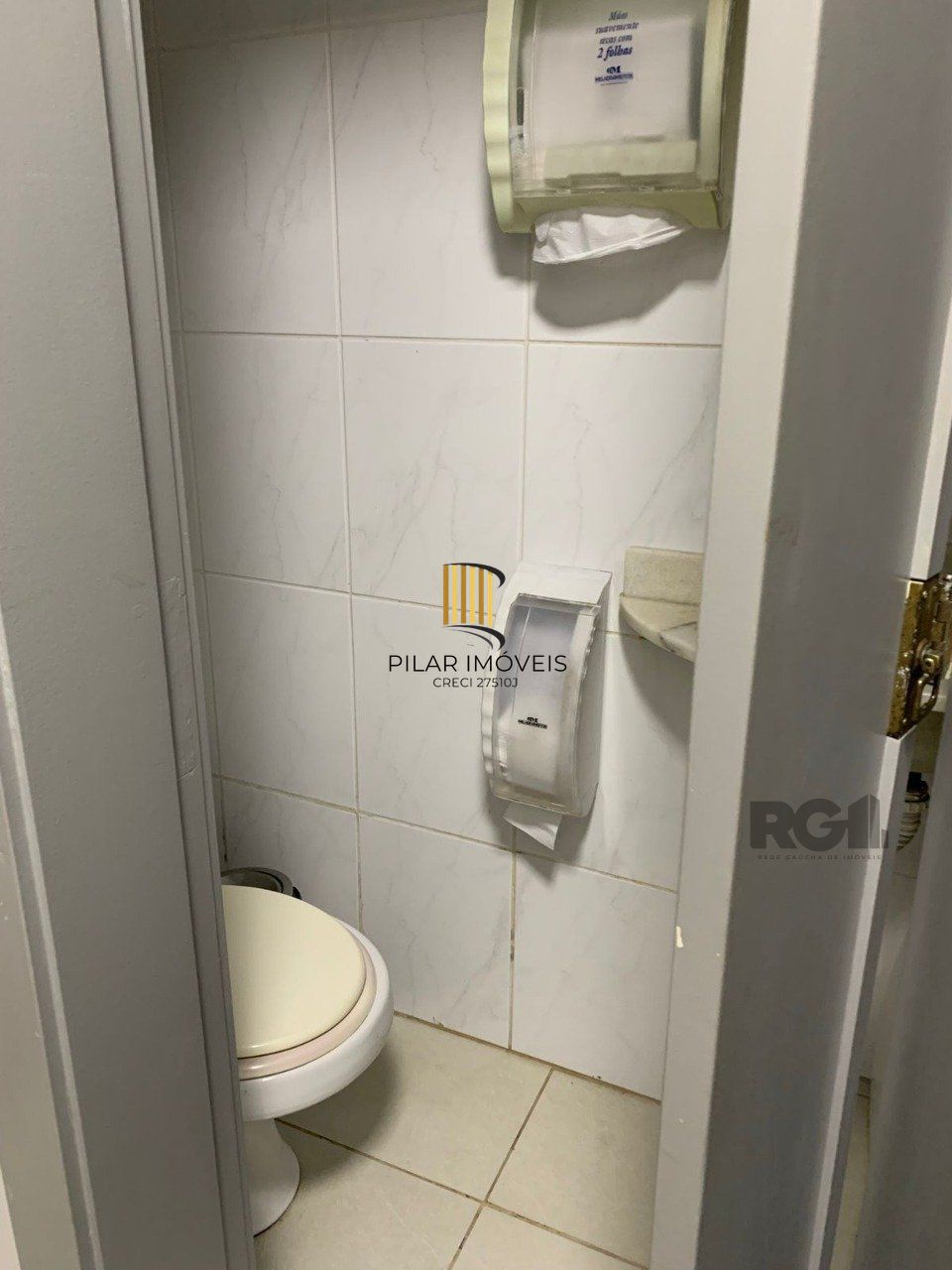 Prédio Comercial no bairro Bom Fim