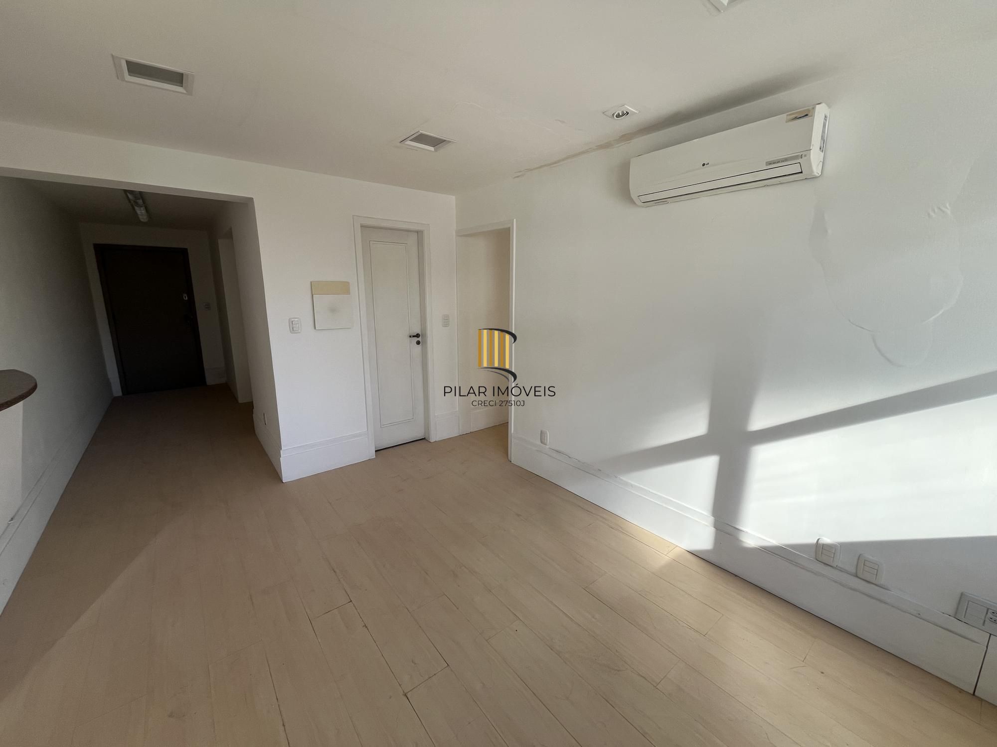 sala comercial grande prédio com elevador no bairro Rio Branco em Porto Alegre