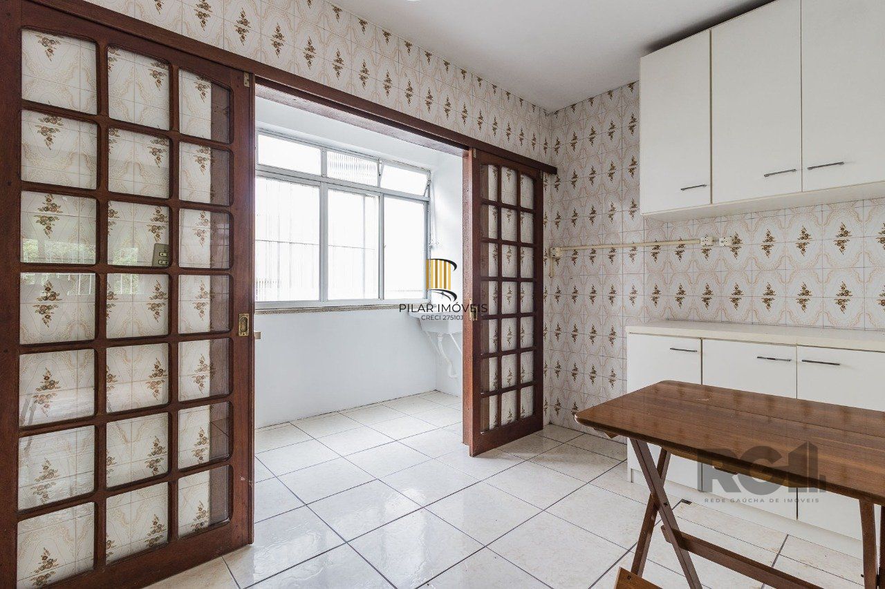 Vende Apartamento de 3 dormitórios no Bairro Jardim Botânico - Porto Alegre!