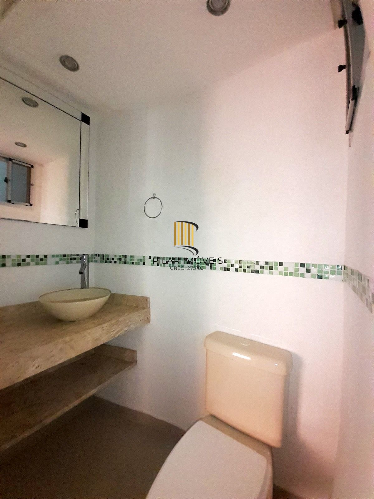 Apartamento de dois quartos no bairro Menino Deus em Porto Alegre