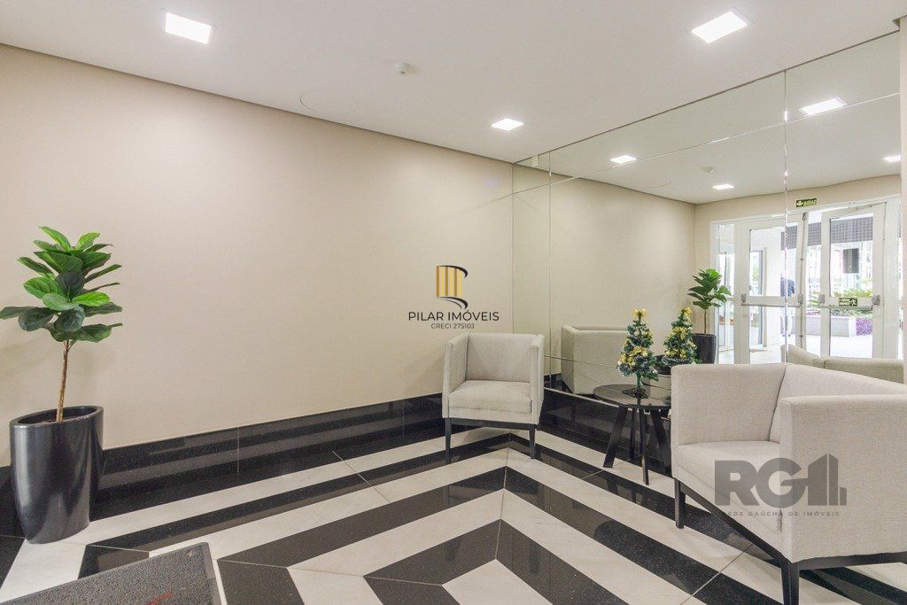 Apartamento 3 dormitórios, sendo 1 suíte, 102 m² de área privativa e 2 vaga(s) de garagem. Localizado na Rua/Av. Sao Josemaria Escriva, no bairro Central Parque em Porto Alegre.	 - Pilar Imóveis