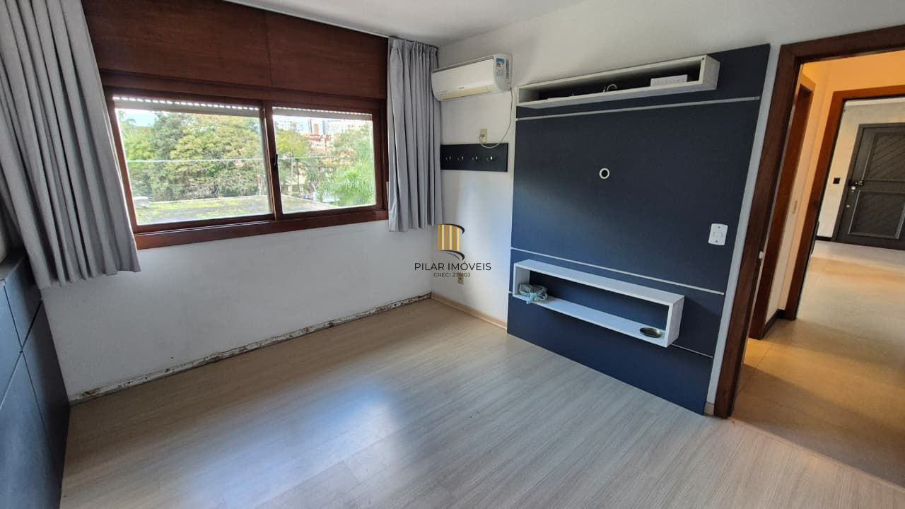 apartamento de 2 quartos, suíte e 1 vaga de garagem no bairro Menino Deus
