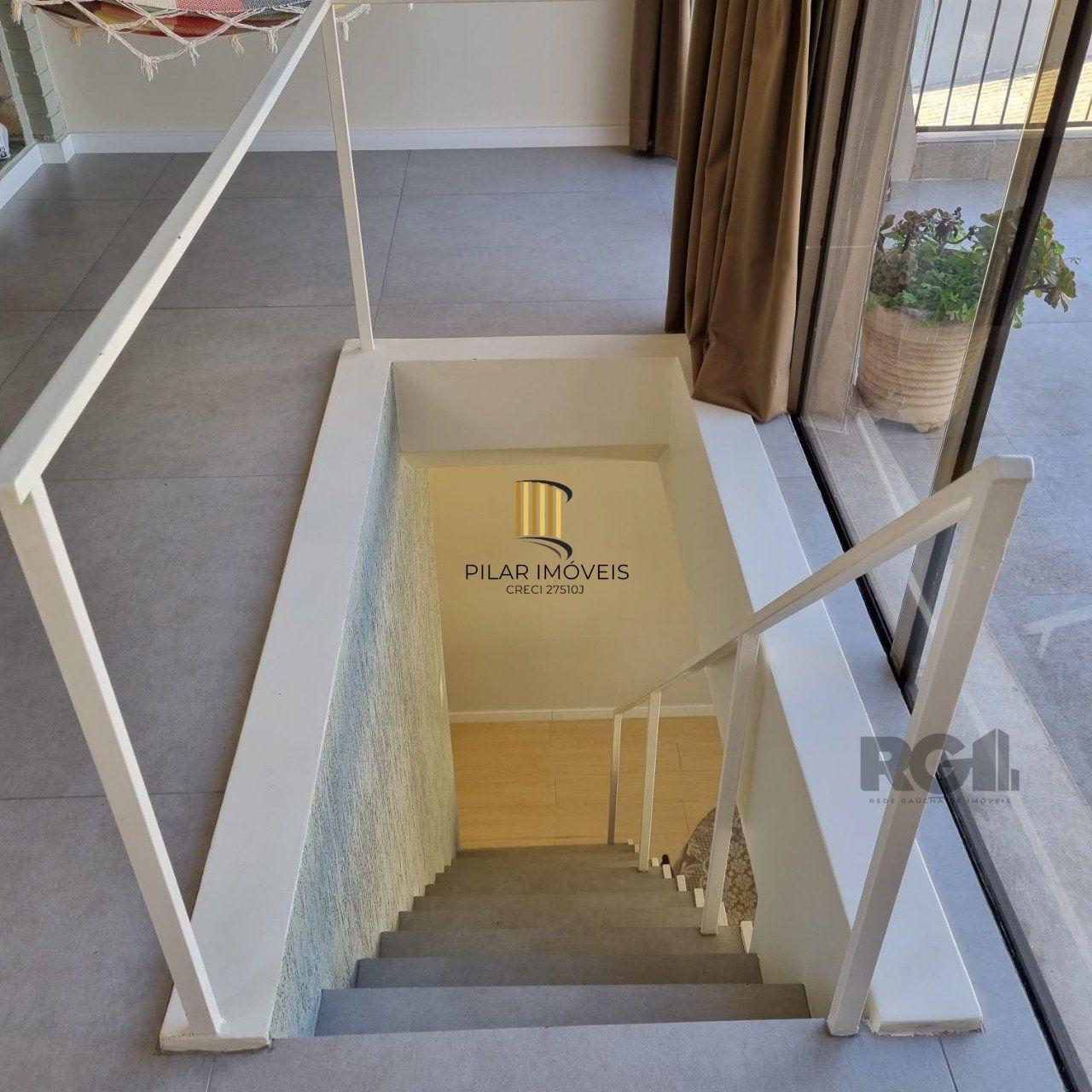 Apartamento de um quarto no bairro Santana em Porto Alegre.