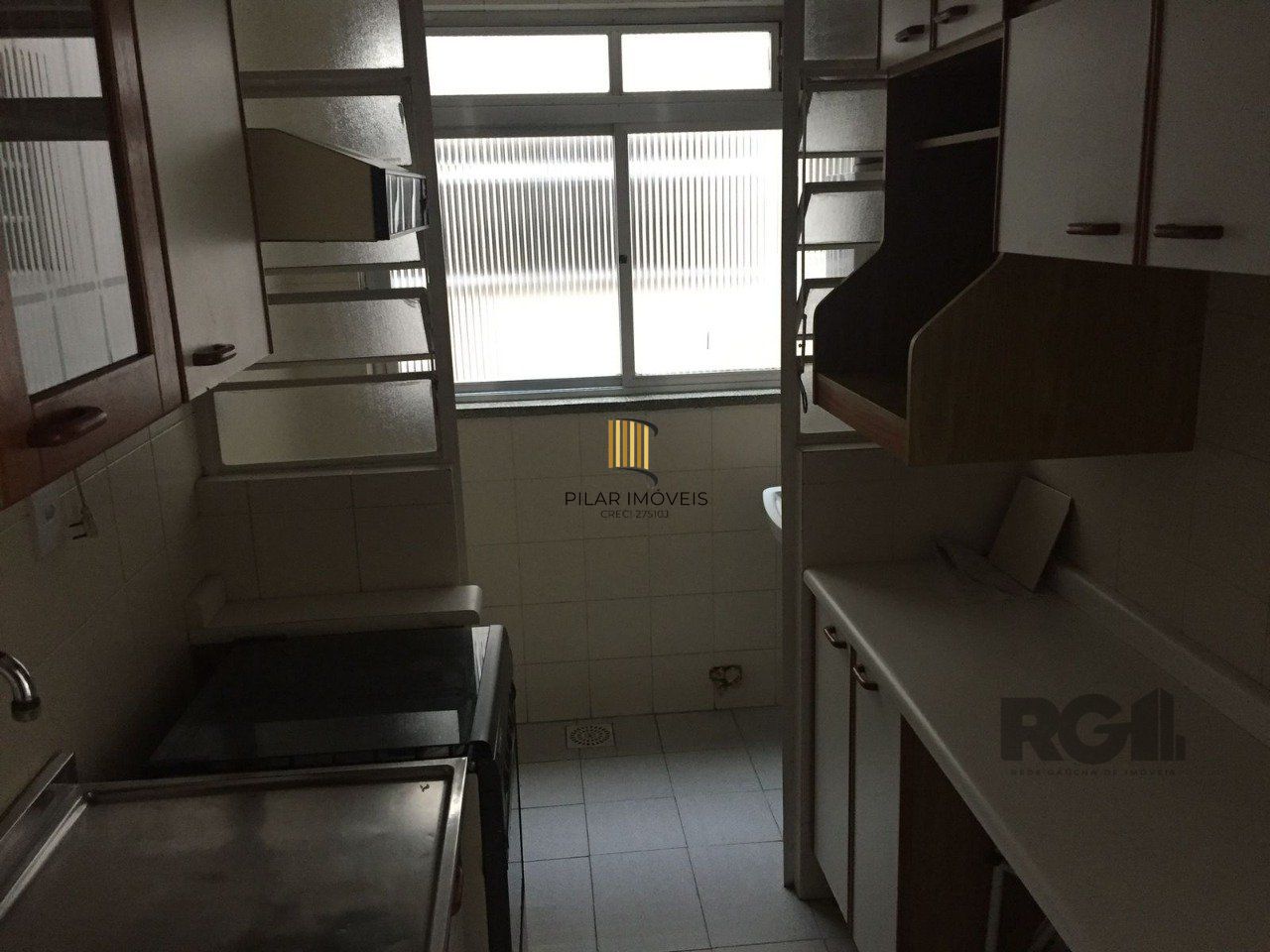   Excelente apartamento de dois dormitórios no bairro Bom Jesus em Porto Alegre. 