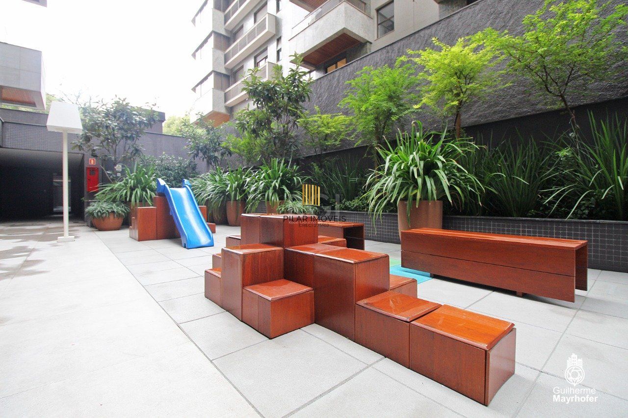 Apartamento para Venda - 256.42m², 3 suítes,  1 suíte master, 4 vagas - Moinhos de Vento