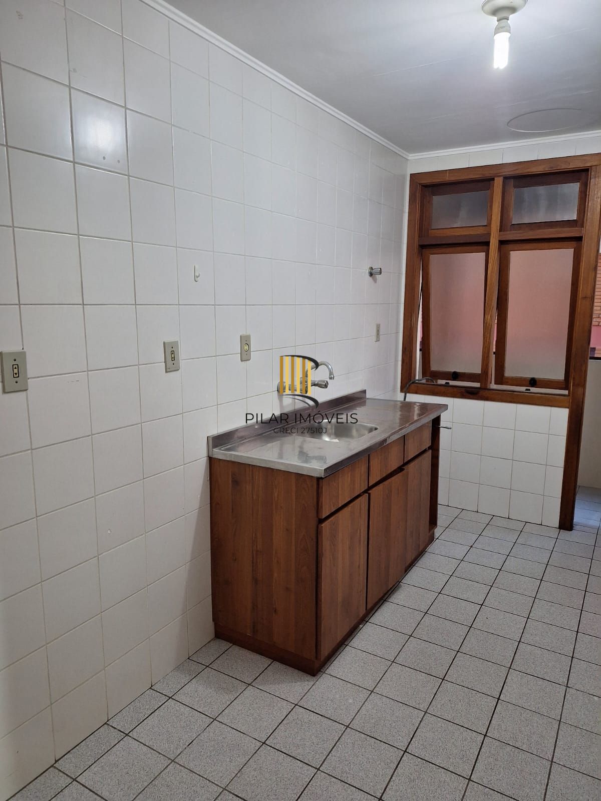 Apartamento diferenciado de 3 dormitórios com suíte e vaga coberta