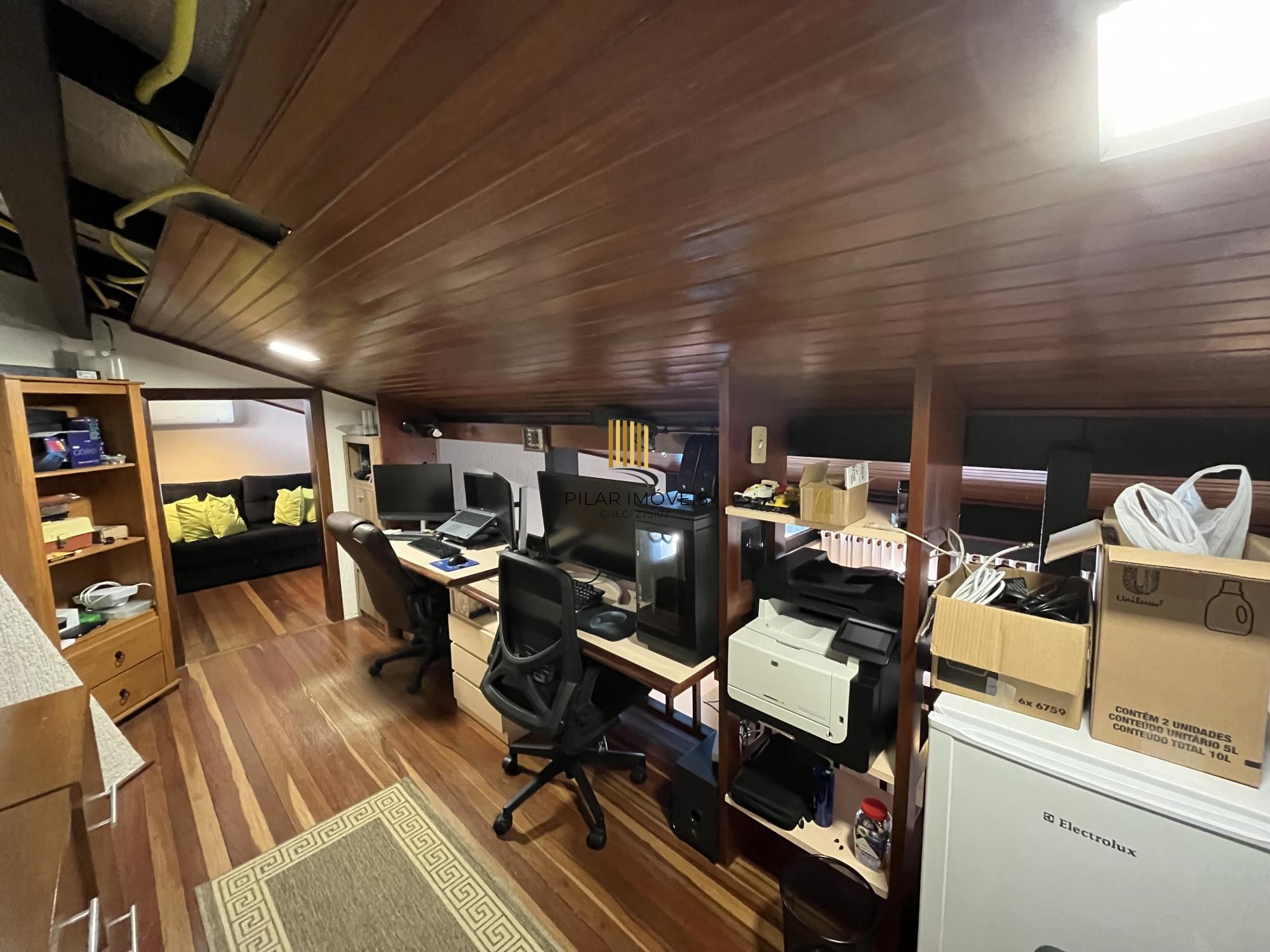 Apartamento de 3 quartos e 2 vagas de garagem no bairro Petrópolis em POA