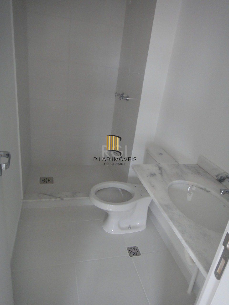 Apartamento para Venda - 60.81m², 2 dormitórios, sendo 1 suites, 1 vaga - São Sebastião