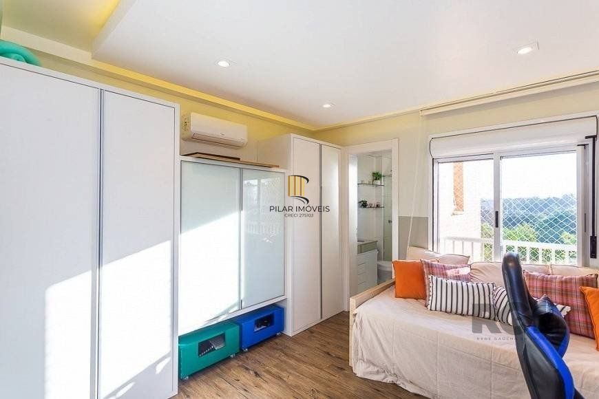 Excelente apartamento, finamente decorado e mobiliado, excelente iluminação, possuindo 03 dormitórios e 03 suites, sendo 01 master