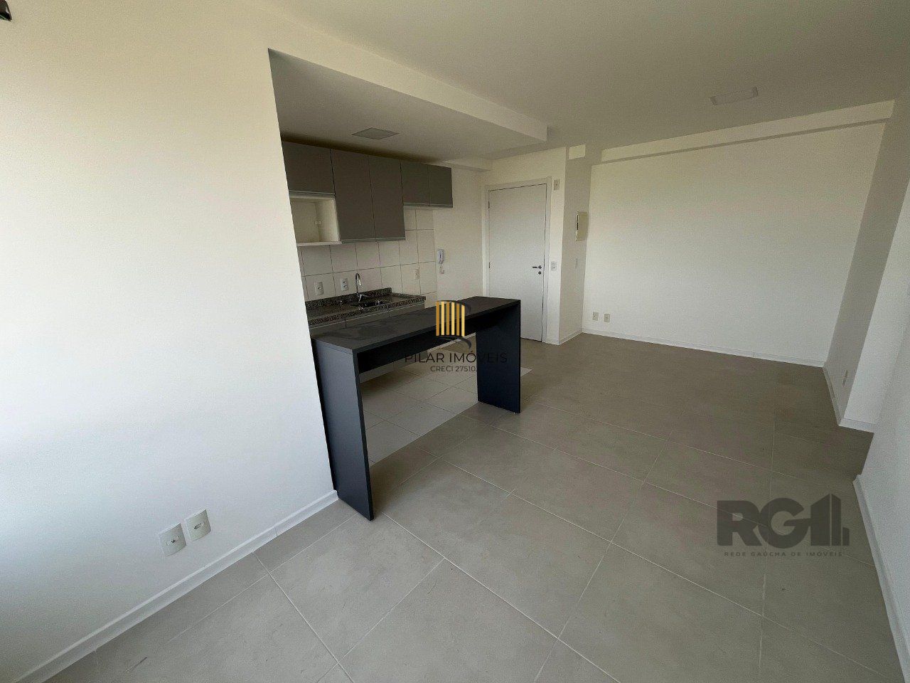 Apartamento para Venda - 54m², 2 dormitórios, sendo 1 suites, 1 vaga - Bom Jesus