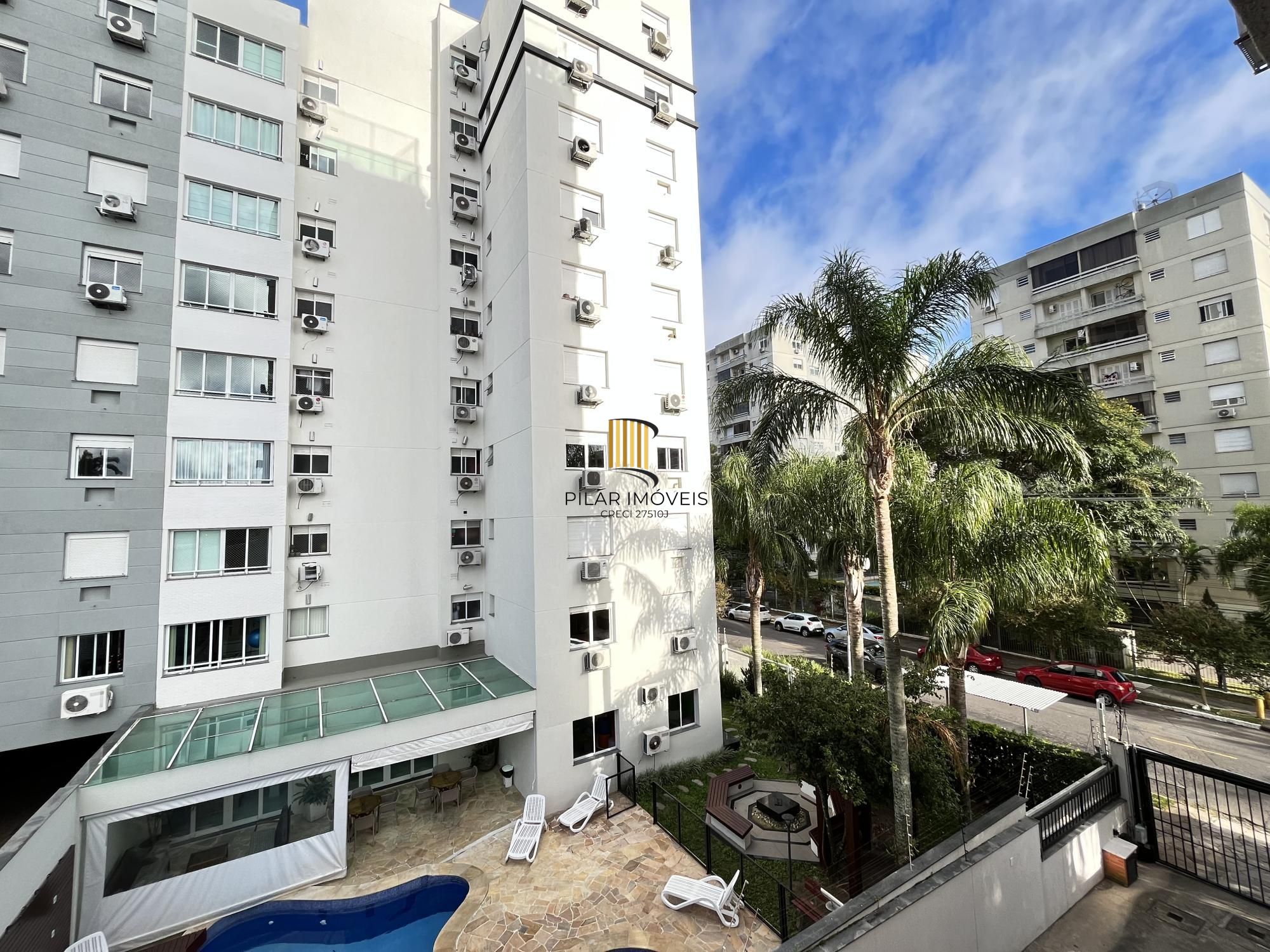 Apartamento de 2 quartos, suite e com uma vaga de garagem