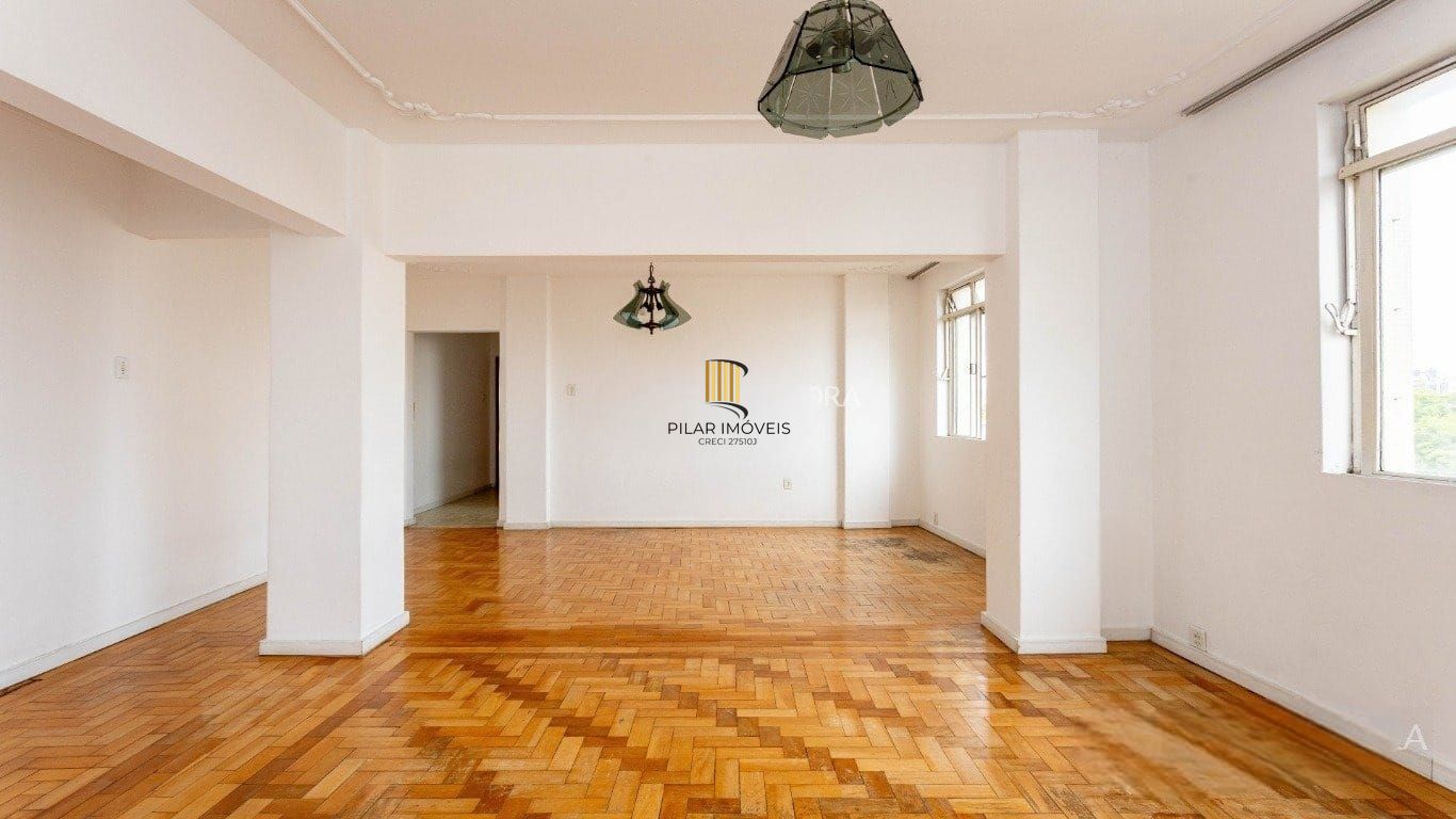 Apartamento de 2 quartos no bairro São Geraldo em Porto Alegre