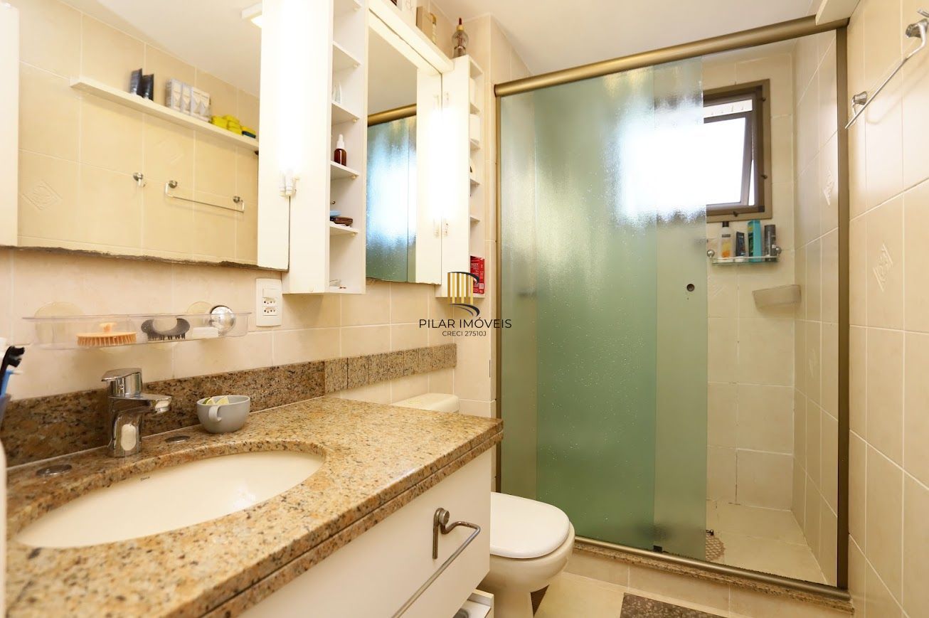 Excelente apartamento de 3 dormitórios sendo 1 suíte e 2 vagas no Higienópolis.