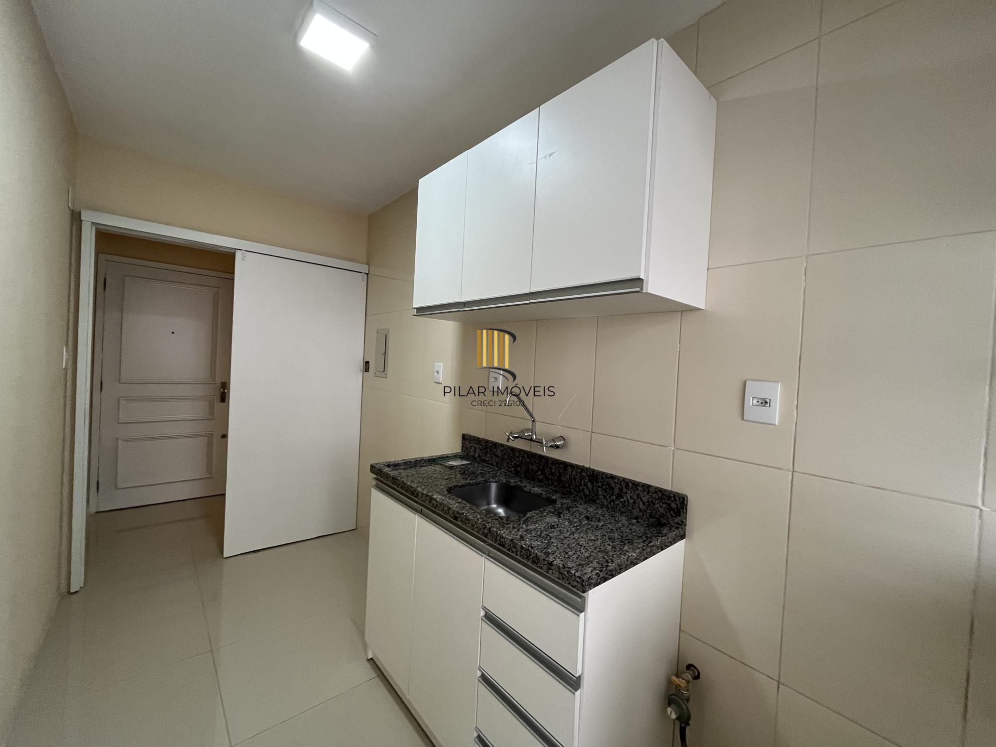 Apartamento de 2 quartos e 1 vaga de garagem no bairro MontSerrat Porto Alegre