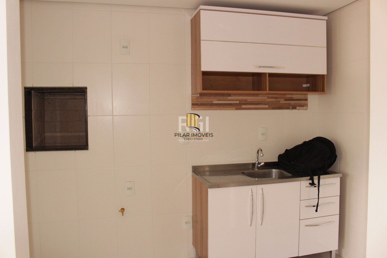 Apartamento Venda - 56.67m², 2 dormitórios, sendo 1 suite, 1 vaga - Partenon