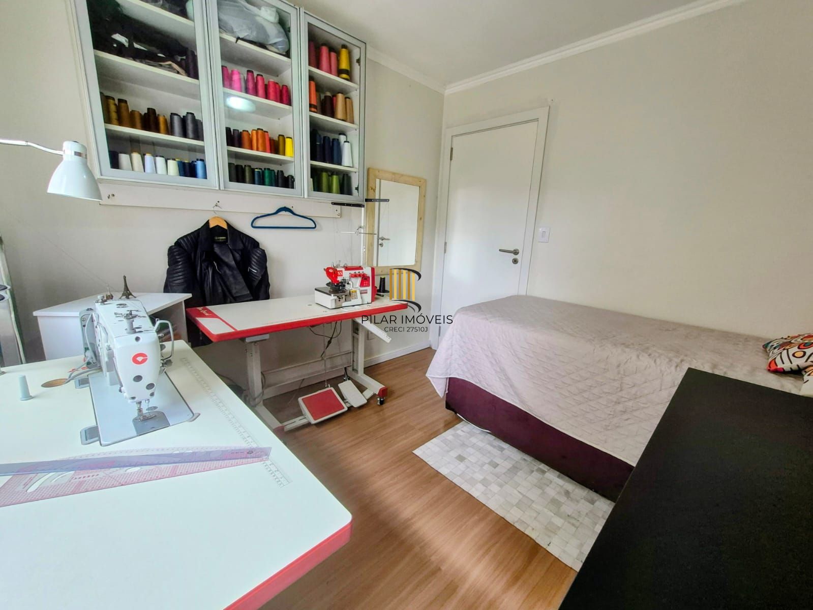 Apartamento de dois dormitórios e uma vaga de garagem no bairro Santana