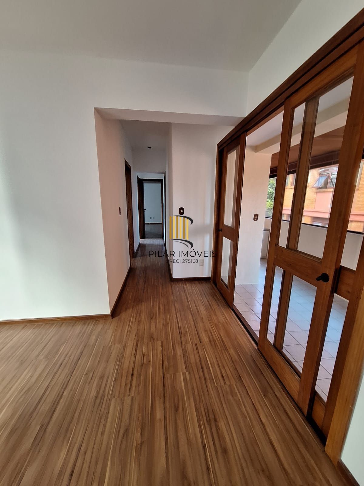 Apartamento diferenciado de 3 dormitórios com suíte e vaga coberta