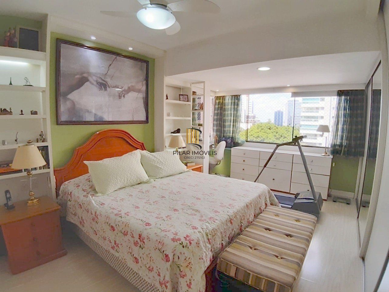 Apartamento para Venda - 122.14m², 3 dormitórios, sendo 1 suites, 2 vagas - Auxiliadora