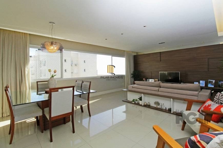 EXCELENTE OPORTUNIDADE! 120m2, 2 VAGAS, ANDAR ALTÍSSIMO COM VISTA PARA AEROPORTO! Apartamento 3 dormitórios (sendo 1 suíte) 