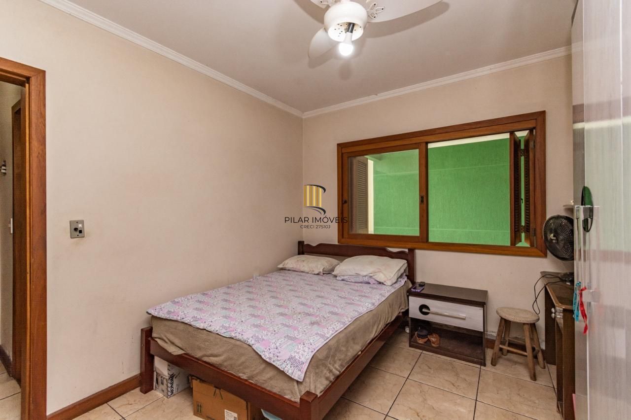 Casa 4 dormitórios no bairro Vila Jardim