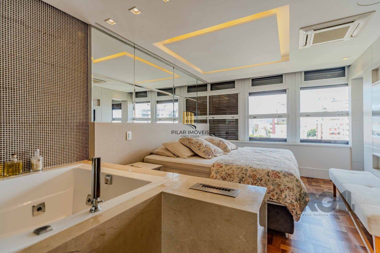 Apartamento para Venda - 127m², 2 dormitórios, 1 vaga - Menino Deus
