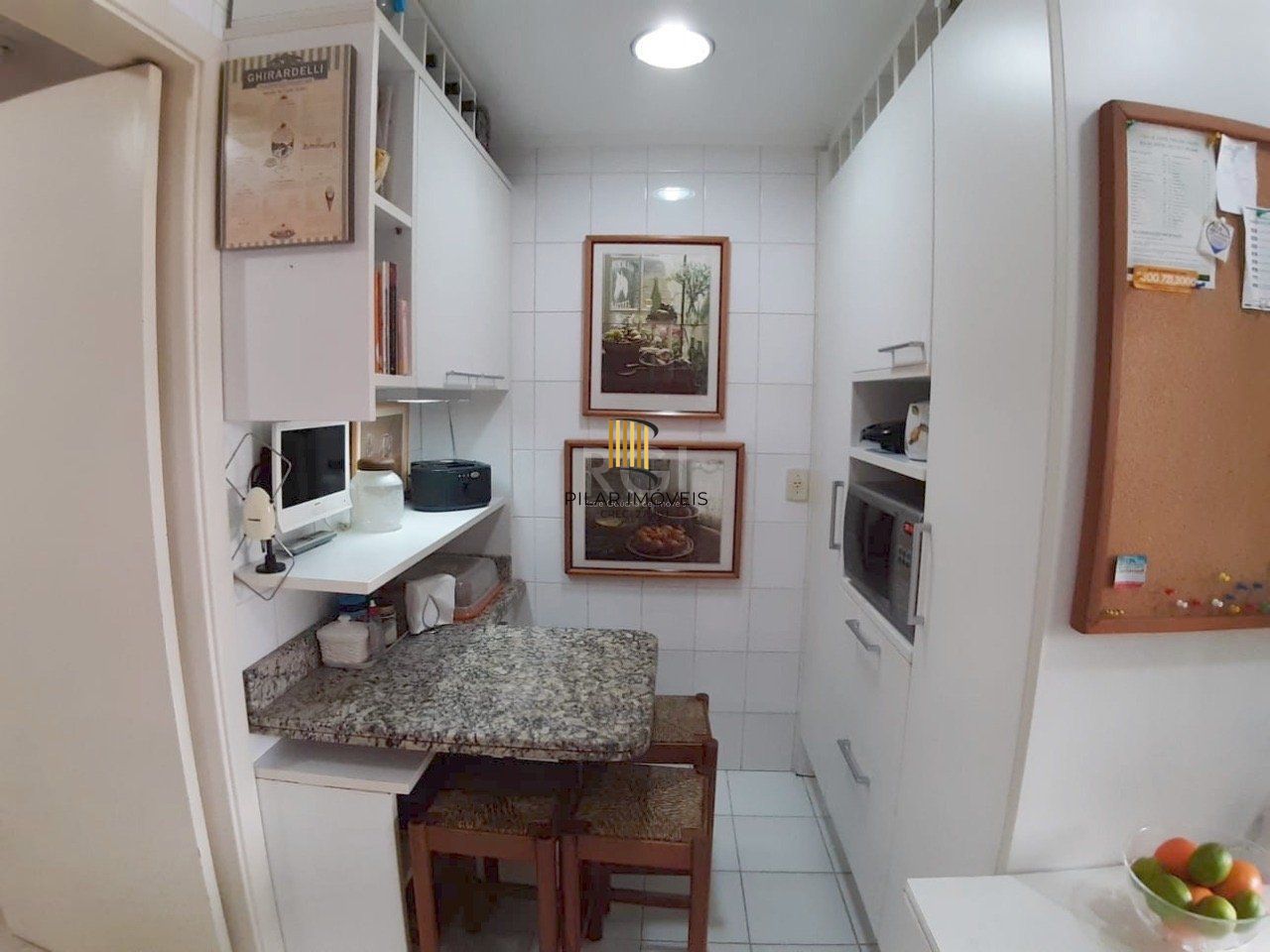 Apartamento para Venda - 122.14m², 3 dormitórios, sendo 1 suites, 2 vagas - Auxiliadora