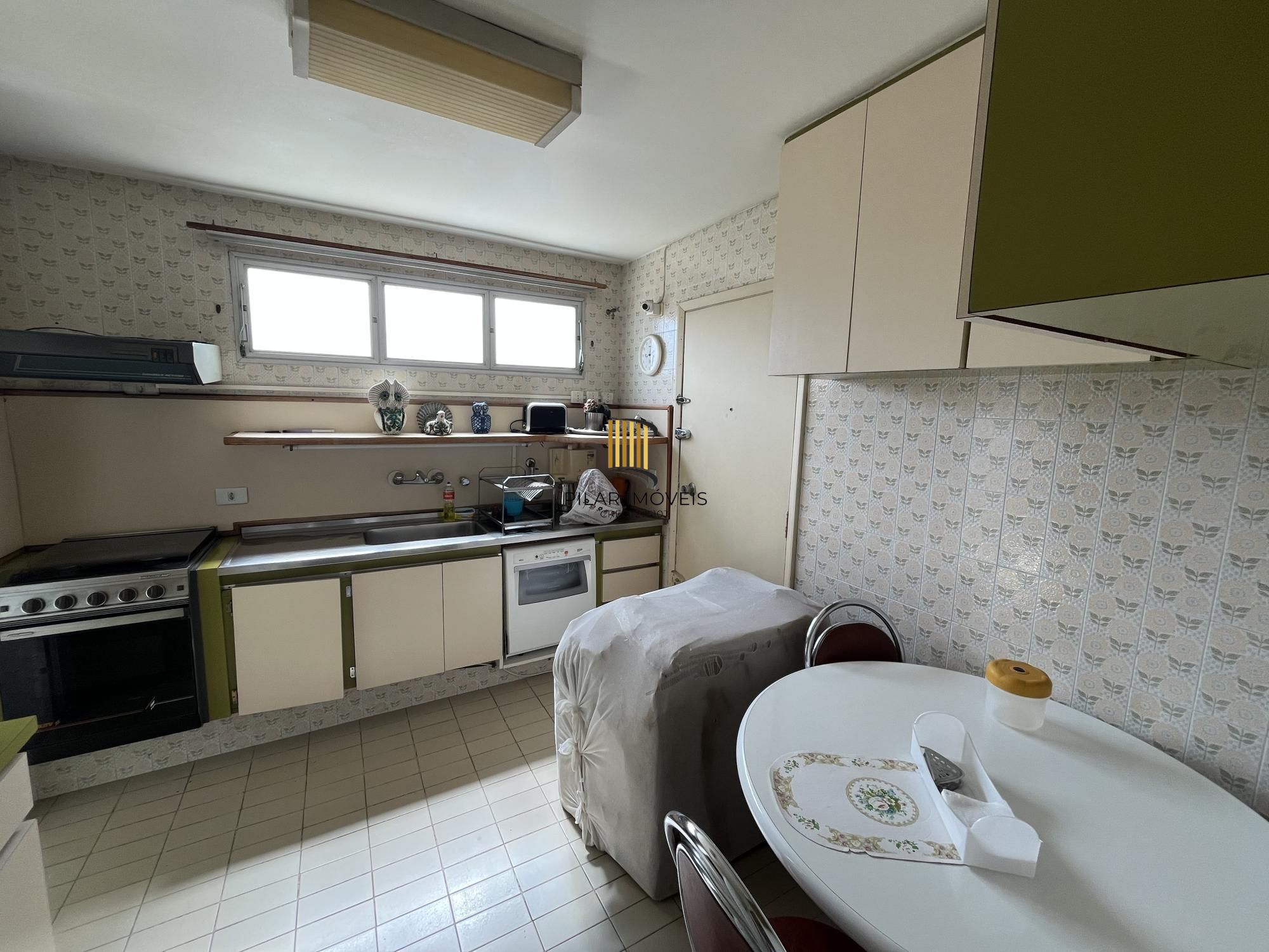 Apartamento de 3 quartos, suíte, dependência de empregada e 2 vagas Bela Vista