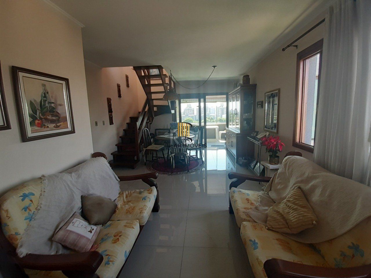 Cobertura para Venda - 281.25m², 3 dormitórios, sendo 1 suites, 2 vagas - Cristo Redentor