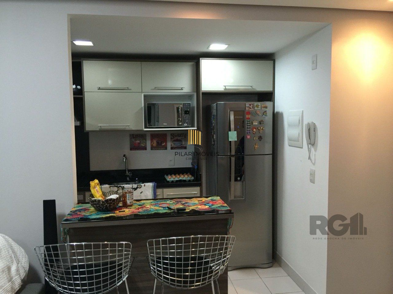 Apartamento 3 dormitórios, sendo 1 suíte, 66 m² de área privativa e 1 vaga(s) de garagem. Localizado na Rua/Av. Dom Claudio Jose Goncalves Ponce De Leao, no bairro Vila Ipiranga em Porto Alegre.
