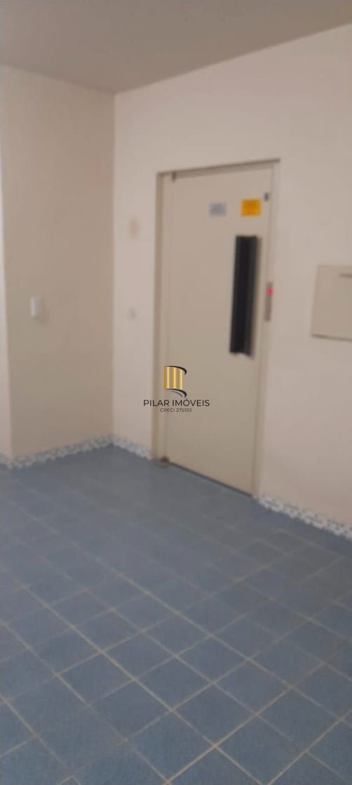 Apartamento de 3 quartos e 1 vaga de garagem escriturada no bairro Camaquã POA